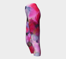 Load image into Gallery viewer, Distant Glow Capri Leggings