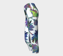 Load image into Gallery viewer, Tropical Blooms Capri Leggings