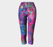 Load image into Gallery viewer, Summer Splendour Capri Leggings