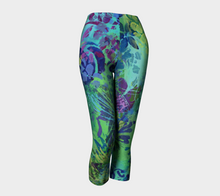 Load image into Gallery viewer, Abundance Capri Leggings