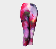 Load image into Gallery viewer, Distant Glow Capri Leggings
